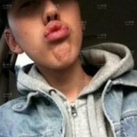 1123