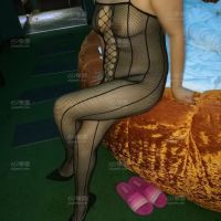 骚妻情趣酒店展示情趣内衣