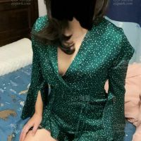 纯露腿